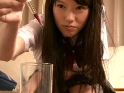 ≪美少女≫【媚薬】エロカワイ子ちゃんが媚薬試してマジイキ潮ふきしちゃうぞｗｗｗｗｗ