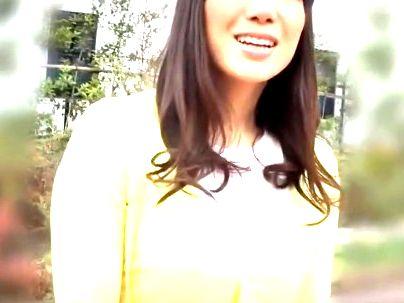 ＜三十路！＞「出せたの…♡」優しい感じの巨乳おっぱい美魔女！童貞チンポ筆おろしシテクレチャウ！