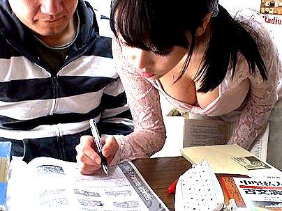 ＜無理やり！＞スタイル抜群巨乳オッパイ女子大生家庭教師！興奮して強引にエロ行為に持ち込まれる！