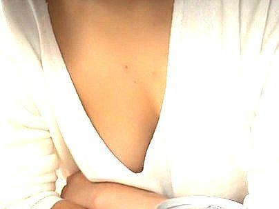 ＜巨乳人妻！＞いつも見てる奥さんの体・・・嫁のノーブラに興奮してガチパコｓｅｘシチャウゾ！