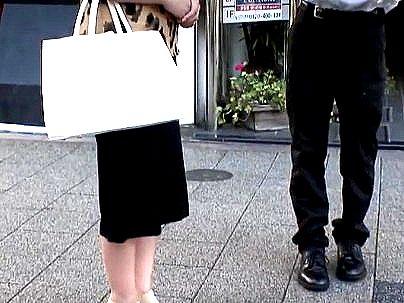 ＜人妻ナンパ！＞「え？これからですか？」街で見かけた上品な感じの奥さん！口説かれてエロ行為に発展シチャウゾ！