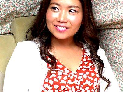 ＜人妻ナンパ！＞「え？恥ずかしい…です」巨乳おっぱい素人美魔女！口説かれてエロ行為になるぞ！