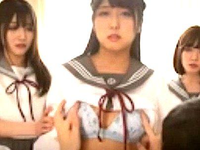 ＜女教師！＞「え？なに？？」制服美少女が洗脳されてしまい・・・エロ行為に持ち込まれるぞ！
