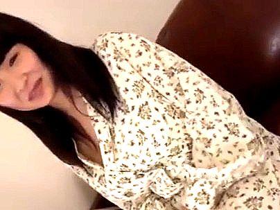 ＜地味子！＞豊満ムチムチエロい体の大人しそうな女子！ホテルエロ行為味わってみた！