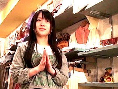 ＜女子社員！＞騙されてしまったアパレル店員可愛すぎる美少女！イケニエでヤラレマクリになっちゃうゾ！！