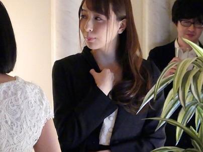 スレンダー細見滅茶苦茶えろい体人妻が他人棒でえろ行為もだえ感じちゃう無料エロ動画ｗｗ