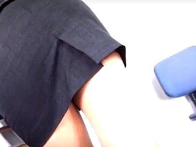 ＜OL！＞巨乳おっぱい極エロ美人メガネOL！オフィスファックシチャウゾ！