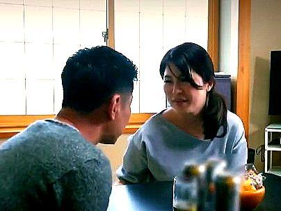 ＜コタツ！＞ムチムチ巨乳おっぱい豊満熟女！近親相姦エチエチに発展シチャウゾ！