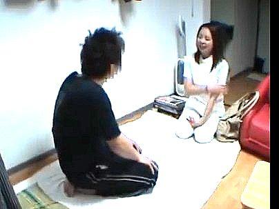 ＜マッサージ師！＞エッロイ体の出張マッサ人妻熟女！流れでエロ行為に性欲処理しちゃう！