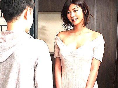 ＜ノーブラ美女！＞ガチでヤバすぎる！隣人奥さんがノーブラで・・我慢限界でエロ行為シチャウゾ！