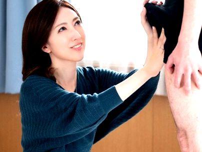 ＜美魔女！＞「クソエッロｗW！」美乳おっぱいの四十路美魔女！オナニー一人エッチオナニーシチャウゾ！
