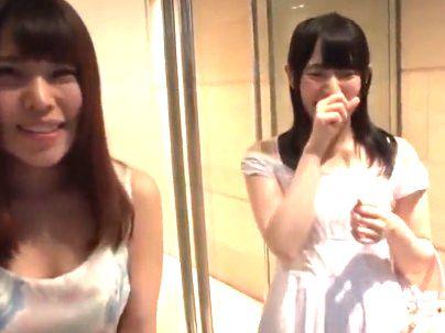 ＜素人ナンパ！＞「いくいく…」スリムな体の巨乳おっぱいビッチ女子！エロ行為でもだえ感じるゾ！