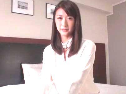 ≪OL≫【ハメ撮り】スレンダー細身カワイ子ちゃんOLが彼と別れた寂しさからハメ撮りエロ行為になっちゃうぞｗｗｗｗｗ