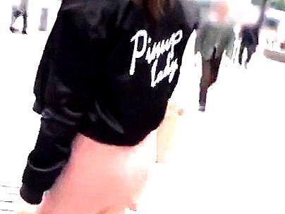 ＜素人ナンパ「！＞極エロミニスカ美脚エッロイ感じのオネエサン！ナンパされて童貞筆おろししちゃう！
