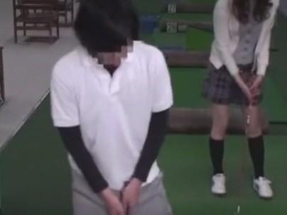 －－－❖ゴルフの練習場行ったらスレンダー細身カワイ子ちゃんが痴女行為してくれちゃうｗｗｗｗｗ