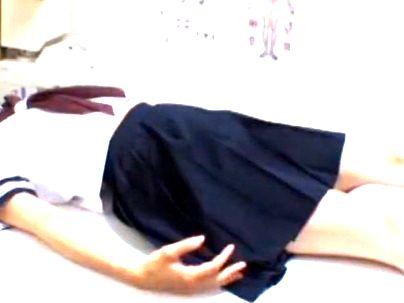 ＜マッサージ！＞清楚なスポーツ系可愛い美少女がエロマッサの餌食にシチャウゾ！！！！