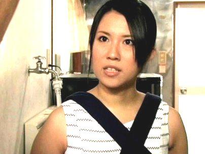 ＜若妻レ●プ！＞強気なおくさんヒトヅマが新聞は解約に断ったら犯された！！！！！