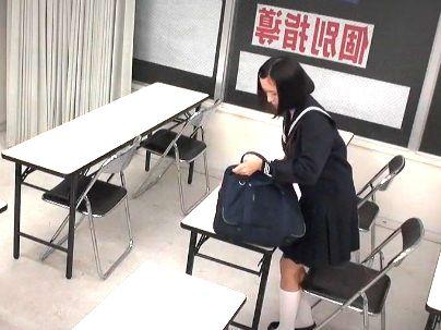 ＜レ●プ！＞「いくいく…」真面目そうな巨乳おっぱい制服娘！媚薬で調教エロ行為楽しんじゃうぞｗW！
