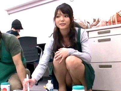 ＜美人人妻が無理やり＞産後ママの性欲高めの奥さんが強引にヤラレマクリｗｗｗｗ