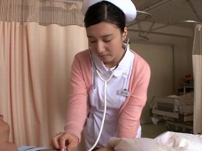 ≪ナース≫【人妻】スレンダーほそみの可愛い人妻ナースが患者にハメられちゃうぞｗｗｗｗｗｗ