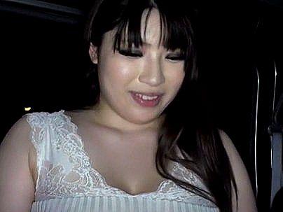 ＜野外露出！＞激エロムチムチ巨乳美人オネエサン！野外露出で楽しんでやったぞ！