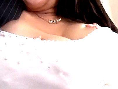 ＜四十路人妻！＞グラマラスエロい体の超乳相談員！引きこもり男にエロ行為で喜ばしちゃう！