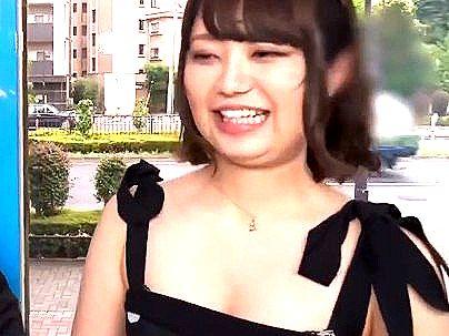 ＜素人カップル！＞スレンダー細身美乳オッパイ可愛い美少女彼女！彼氏を裏切りマシンバイブで悶絶！