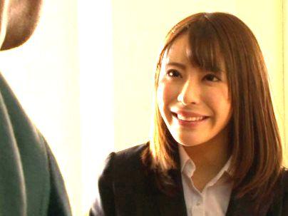 ＜新人介護士！＞「かわええｗＷ！」スリムな体の可愛い女子！老人のお世話でエロ行為に！