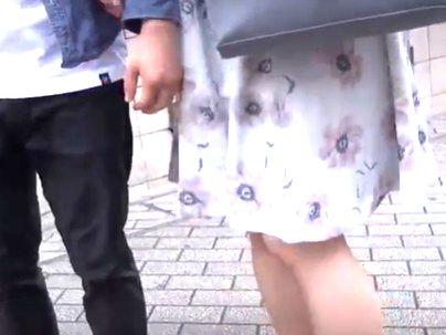 ＜無許可で膣内射精！＞結婚近いギャル彼女がマジックミラー号でエチエチシチャウゾｗｗｗ