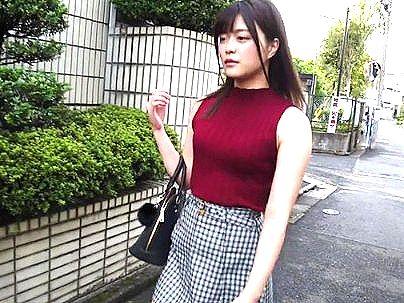 ＜文系美少女！＞清楚上品な感じカワイ子ちゃん！シェアハウスでエロ行為になるぞ！
