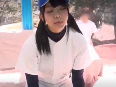≪マネージャー≫【巨乳】小柄巨乳オッパイカワイ子ちゃんマネージャーがマジックミラー号でエロ行為にｗｗｗｗｗ