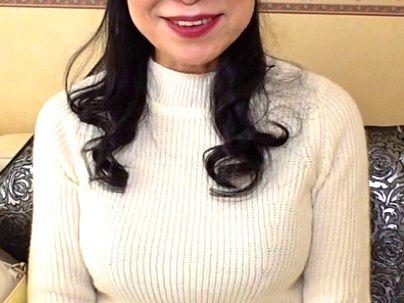 ＜出演決意！＞知り合いからの紹介で出演決意した熟女がエロしこすぎた件ｗｗｗｗｗ