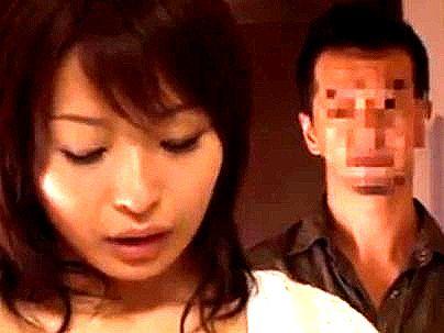 ＜美人若妻！＞上品な感じの清楚系若い奥さん人妻！エレベーターの中でなし崩し的エロ行為になっちゃう！
