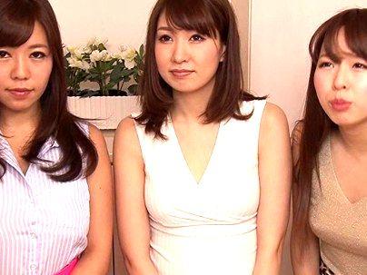 ＜バレー若妻！＞エロかわ!!ムチムチエロい感じの奥様たちがハーレム状態でエロ行為しちゃうぞｗｗｗｗｗ