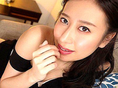 ＜ベロキス！＞色気ムンムン極エロ巨乳おっぱい美魔女オバサン！誘惑して来るからオチンポフル勃起確定しちゃう！