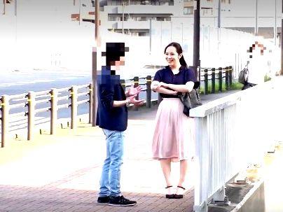＜美人人妻！＞「凄いの…♡」性欲高まり我慢限界の巨乳おっぱい美魔女！久しぶりのｓｅｘシチャウゾ！