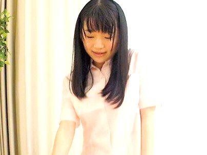 ＜素人ナンパ＞スレンダー細見カワイ子ちゃんがスマタからのガチパコで中出しに！！！