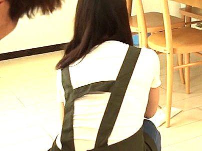 ＜家政婦！＞ムチムチ巨乳おっぱい家政婦！興奮して我慢限界でエロ行為になるぞ！