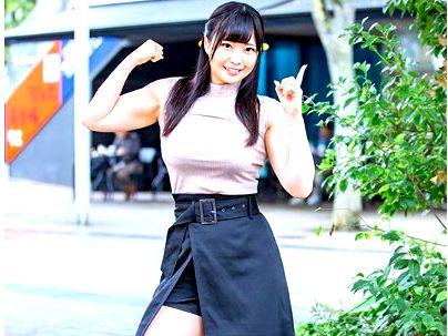 ＜筋肉お姉さん！＞「頑張るぞｗW！」筋肉女子のカワイ子ちゃん！早漏くん筋トレエロ行為しちゃう！