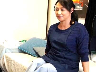 ≪盗撮≫【人妻】性欲高めの人妻が盗撮されながらえちえちになっちゃうぞｗｗｗｗｗｗ