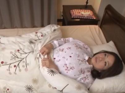 ≪近親相姦≫【人妻】オナニー見られたエロい体の熟女が近親相姦エチエチシチャウゾｗｗｗｗｗ