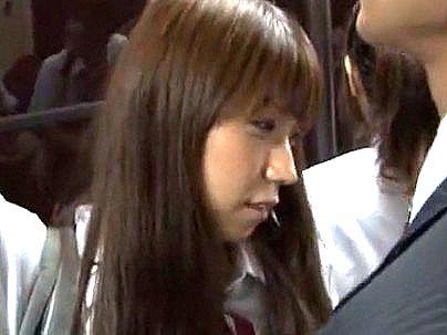 ＜逆痴漢！＞女子校通学バスに乗り込んだら！マサカの展開勃発でエチエチに！