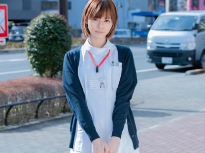 ≪素人≫【ナース】めちゃくちゃエロい体カワイ子ちゃん看護師がマジックミラー号でなし崩し的エロ行為になっちゃうぞｗｗ