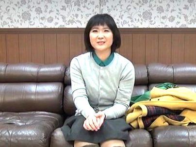 ＜人妻熟女！＞「ブス、ババア登場！」巨乳おっぱいのマニア向け熟女が口説かれてエロ行為に！