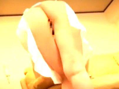 ＜全裸家政婦！＞エッロイ感じの美熟女おばさんに我慢限界で3Pセックス膣内射精種付けしちゃう！！！