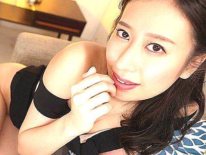＜ベロキス！＞清楚系色気ムンムン美人おねえちゃんが誘惑！我慢できずにエロ行為しちゃうぞ！