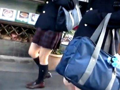 ＜素人ナンパ！＞「恥ずかしい…」下着メーカーの調査とだましてシロウト女子が・・ＭＭ号でエロ行為になっちゃうゾ！！