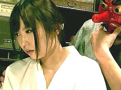 ＜媚薬を飲まされ！＞スレンダー細見の可愛い美少女が親戚おじさんにエロ行為させられて・・・