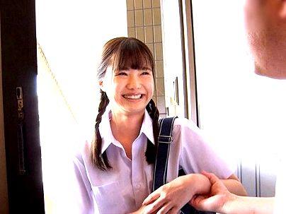 ＜松本いちか！＞「おう！、きたか…」滅茶苦茶カワイ子ちゃんの制服女子！叔父さんに肉便器状態になるぞ！
