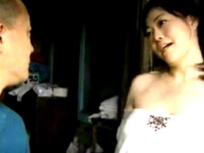 ＜ヘンリー塚本！＞性欲高め欲求不満の巨乳おっぱいおくさんヒトヅマが他人棒で浮気行為シチャウ！！！！